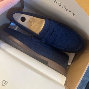 NIB Rothy’s Navy The ReVelvet™ Penny Loafer